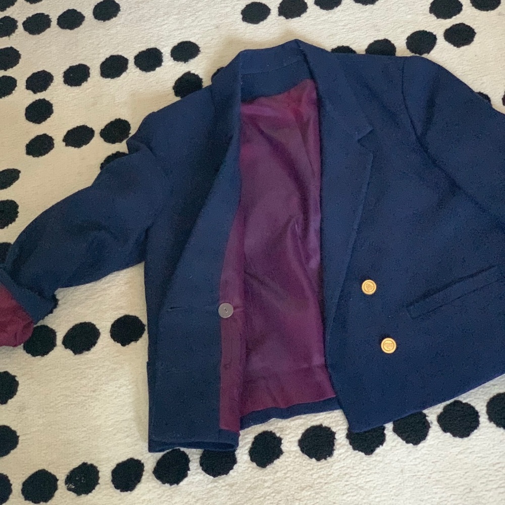 Blazer - Picture 2 of 3
